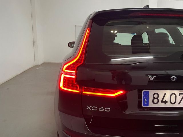 VOLVO XC60 2.0 T6 AWD Recharge Core Auto 2023