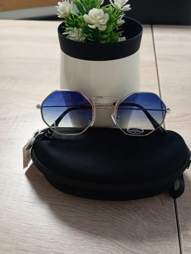 Gafas de sol octogonales degradado azul