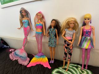 Set Barbie vario genere con moto