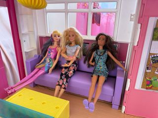 Set Barbie vario genere con moto