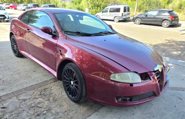 Despiece Alfa Romeo GT 2.0 Gasolina