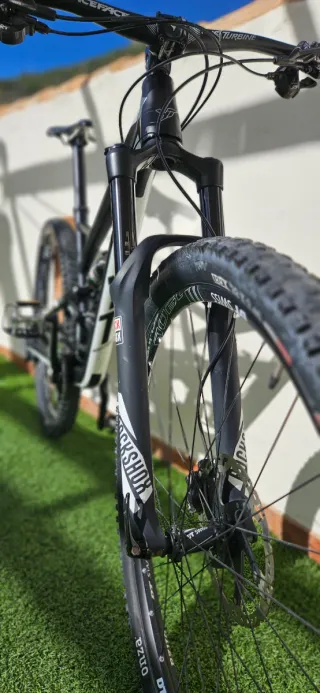 YT Jeffsy Enduro Bici Montaña