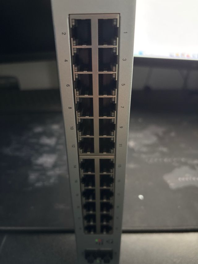 Switch Unifi US-24 Ubiquiti