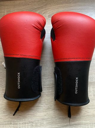 Guantes de Boxeo Outshock 8OZ Rojos