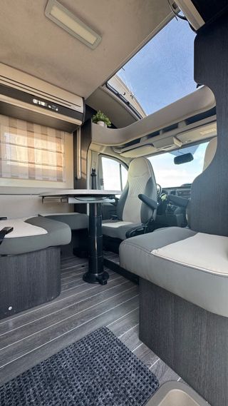 Autocaravana perfilada Roller Team Kronos 294TL