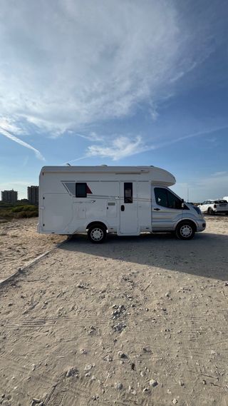 Autocaravana perfilada Roller Team Kronos 294TL