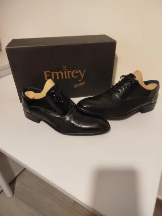 Zapatos de vestir Emirey negros