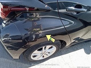 Renting - TOYOTA YARIS 1.5 120H Business Plus