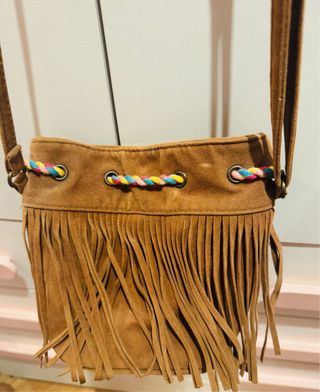 Bolso niña flecos y pompones