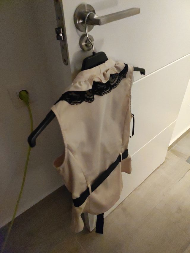 Morgan Top sin mangas volantes talla M