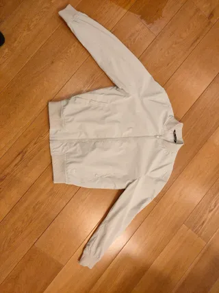 Cazadora bomber beige