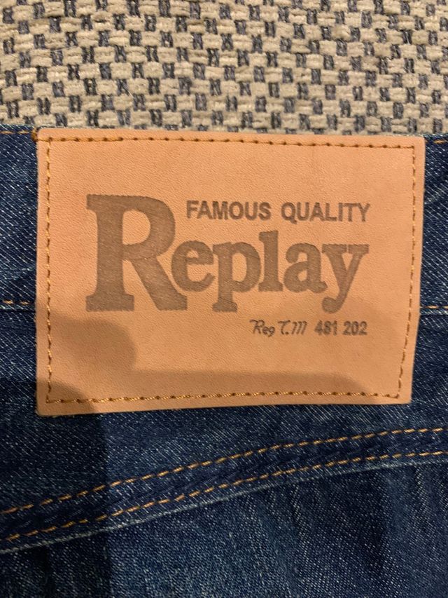 Pantalón vaquero tiro bajo