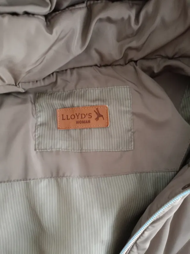 Cazadora acolchada mujer beige