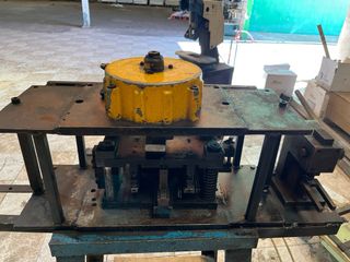 Máquina Punzonadora / Troqueladora Neumática.