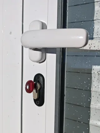 Balconera RPT y llave