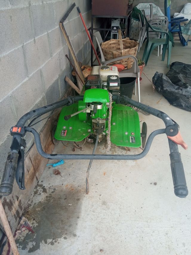 Motoazada poco uso.De esto no hago envios