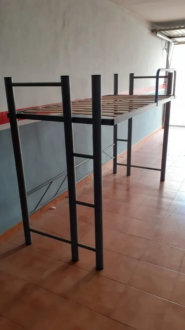 Estructura litera metálica cama de 90. desmontable