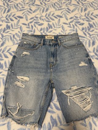Vaqueros cortos Pull&Bear rotos