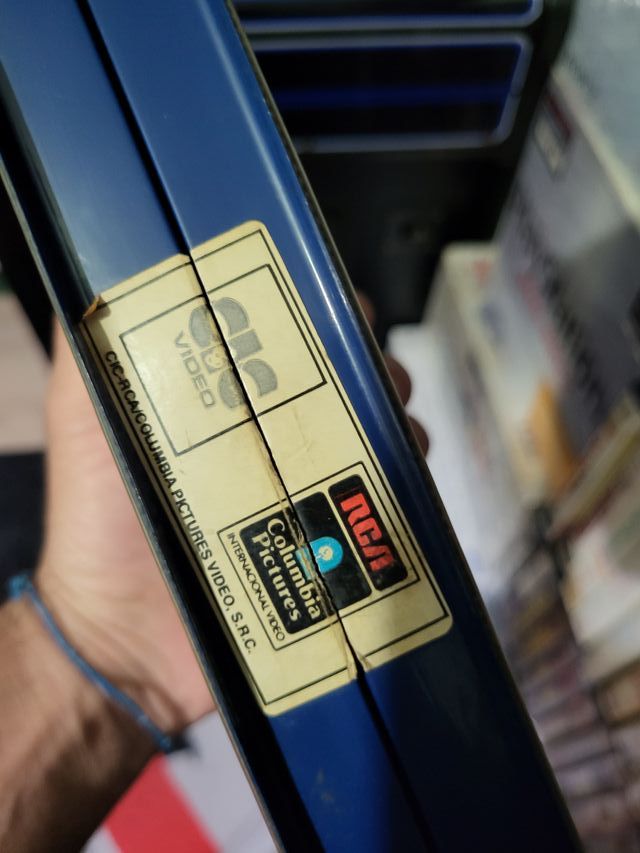 VHS Howard Primera Edición Videoclub