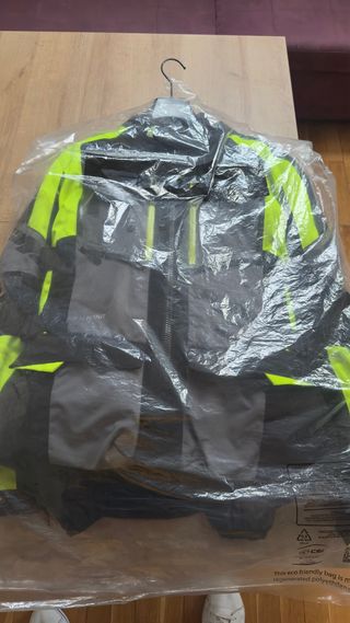 Chaqueta y pantalón Spidi 4 estaciones