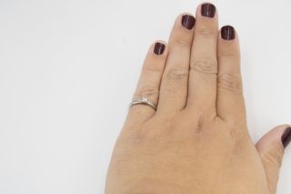 P22352SNJ Anillo oro blanco de 18 k con diamante