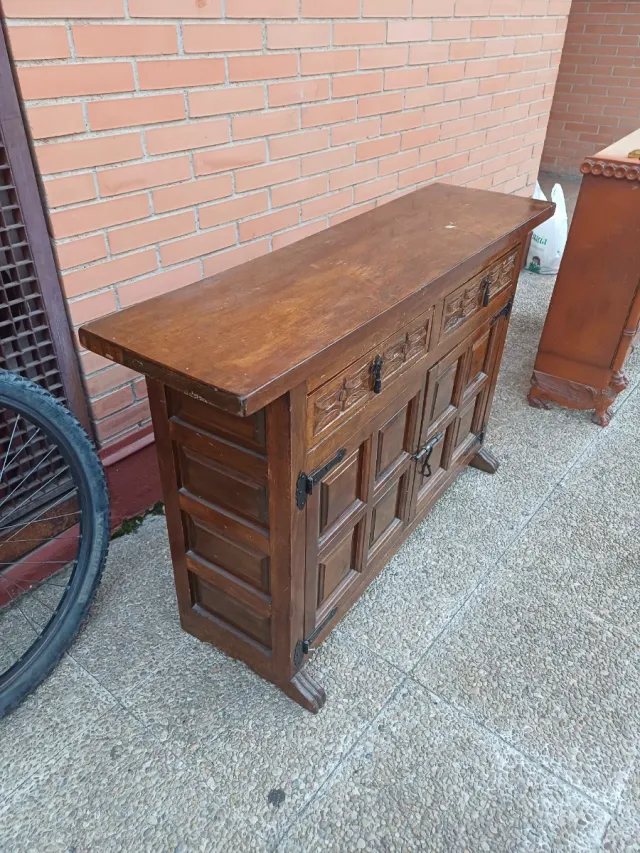 Mueble recibidor de madera