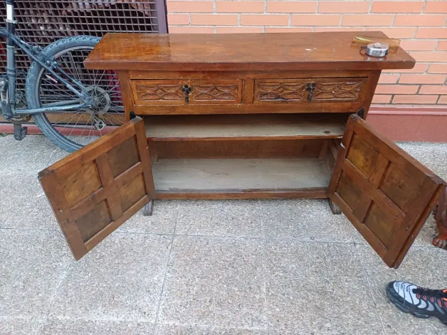 Mueble recibidor de madera
