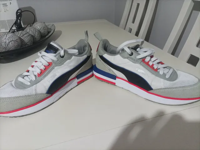 Zapatillas Puma R22 hombre