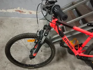 Bicicleta Infantil B'TWIN 24