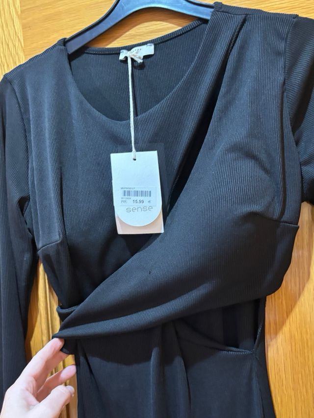 Vestido negro corto S/M sin estrenar con etiqueta