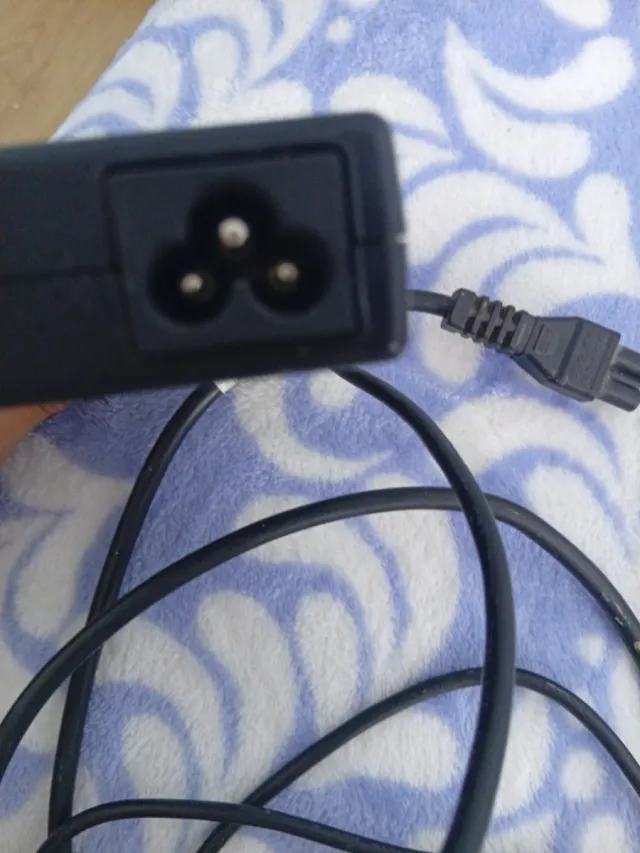 Cargador HP 120W para portátil y ordenador de mesa