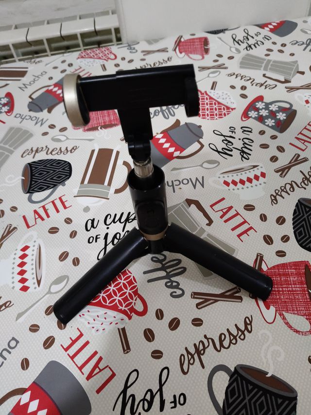 Palo Selfie Mini Trípode Giratorio 360°