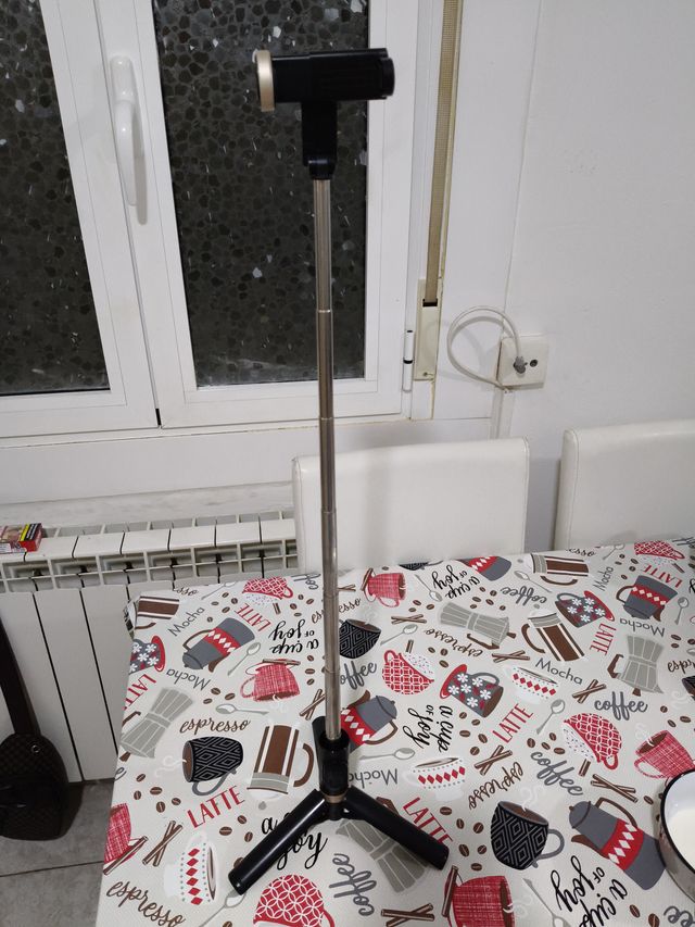 Palo Selfie Mini Trípode Giratorio 360°