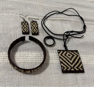 Conjunto de bisutería