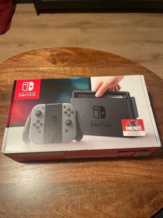 Nintendo Switch Grigio/Rosso Fortnite