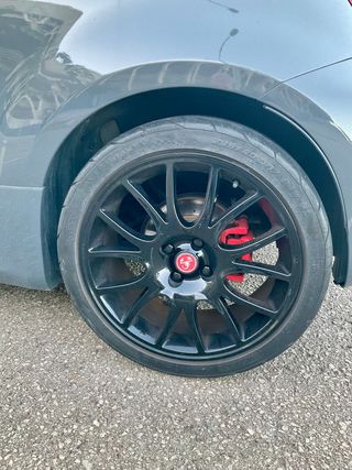 Abarth 500 595 Competizione 1.4 16v T-Jet 132kW E6