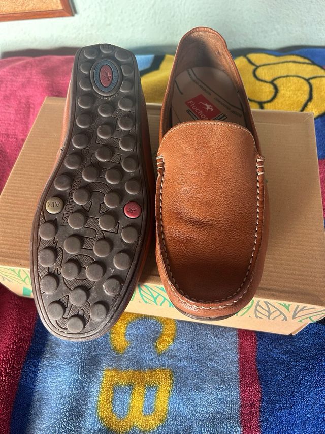 Zapatos de vestir marrones para hombre