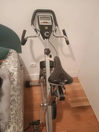 Bicicleta estática Kettler