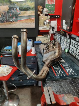 Tubo de escape Yamaha MT07