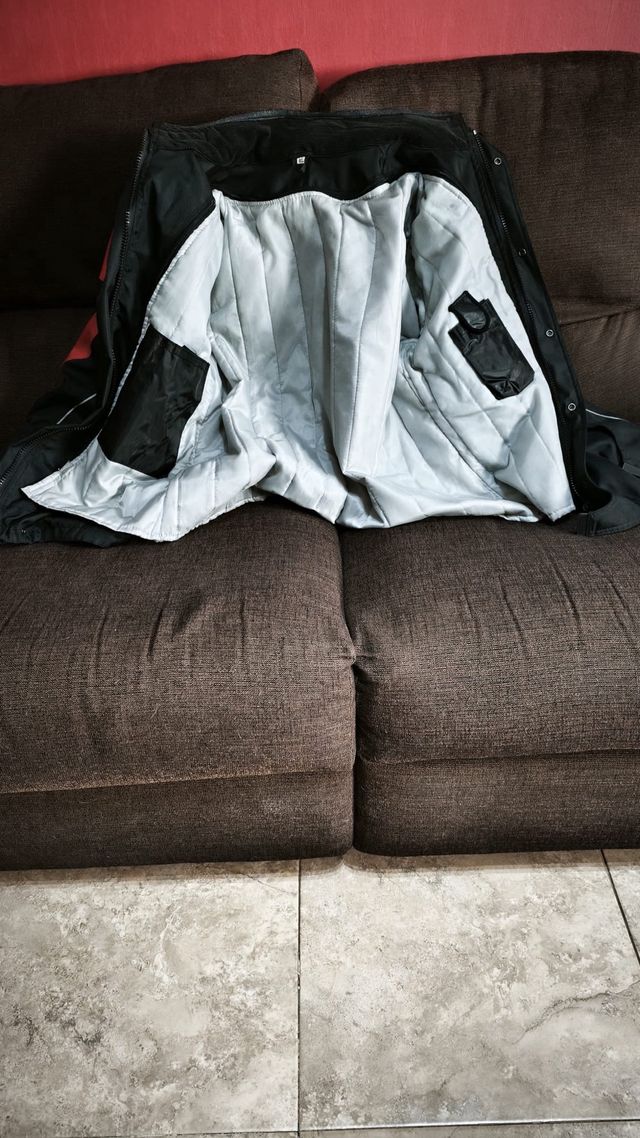 Chaqueta de moto para hombre talla XL. s