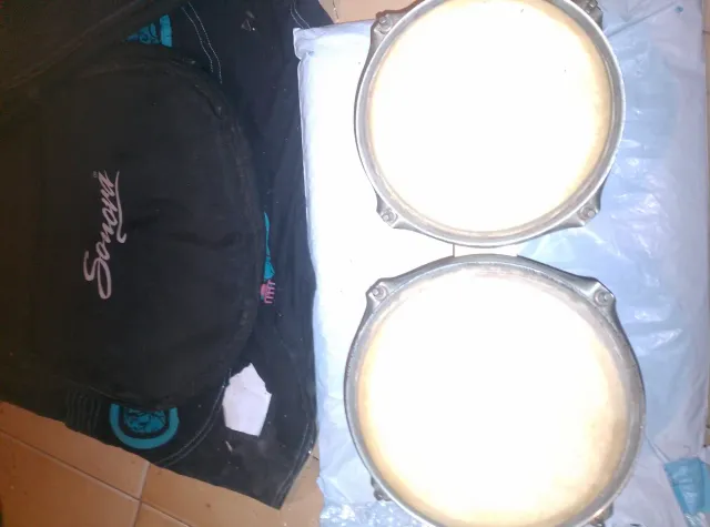 Bongos Fame Madera Rayas Rojas