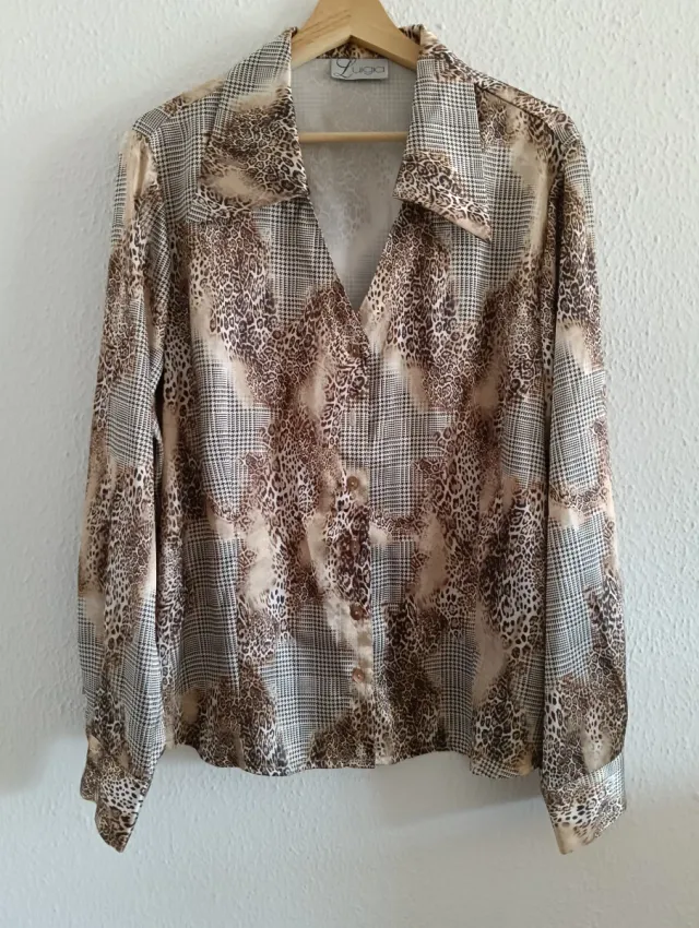 Blusa fluida Animal Print. Talla 58