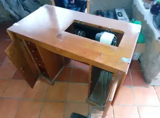 Máquina de coser vintage ALFA