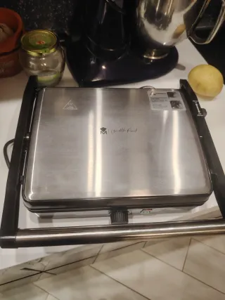 Piastra elettrica in acciaio inox Benedetta parodi