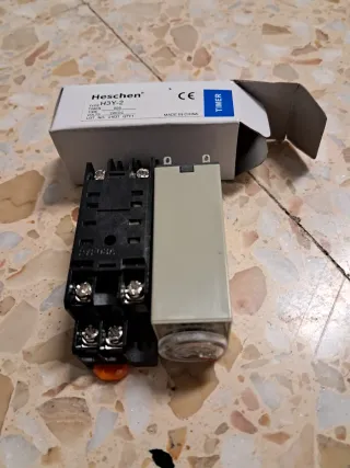 Relé Temporizador Heschen H3Y-2 24VDC