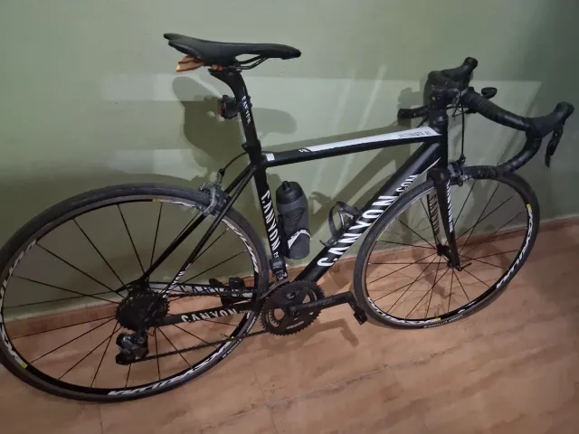 Bicicleta Canyon Ultimate CF SL