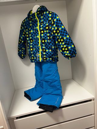 Conjunto Nieve Niñ@ Talla 110-116. 4-6  años.