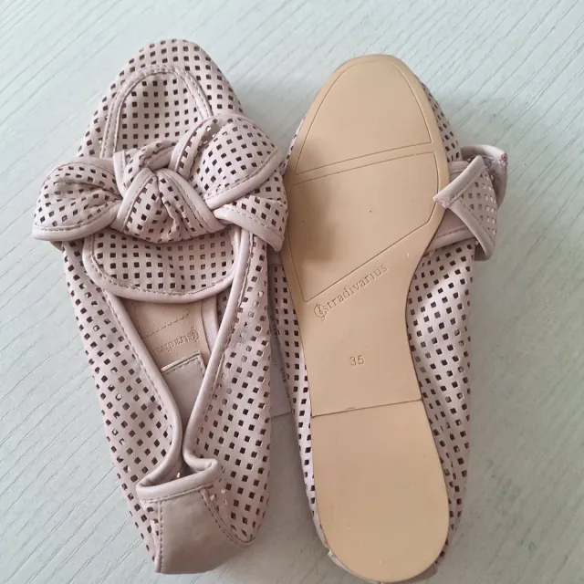 Zapatos Stradivarius rosas talla 35