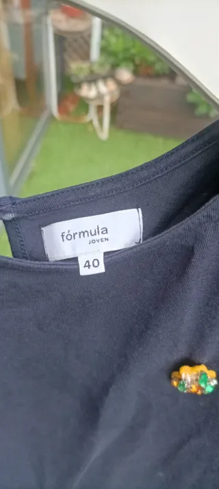 Camiseta azul hombros descubiertos