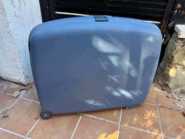 Maleta Samsonite Gris